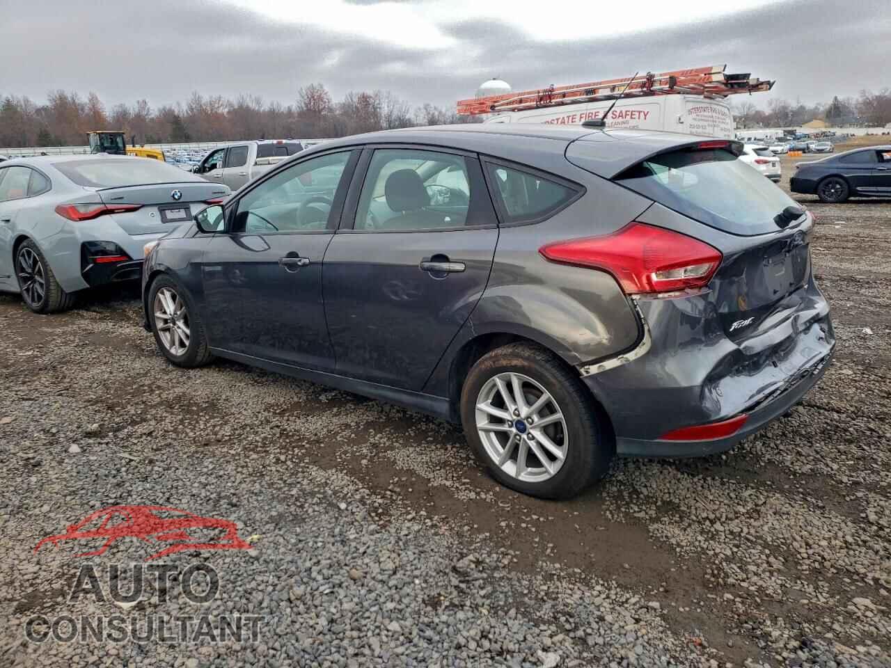 FORD FOCUS 2015 - 1FADP3K2XFL370379