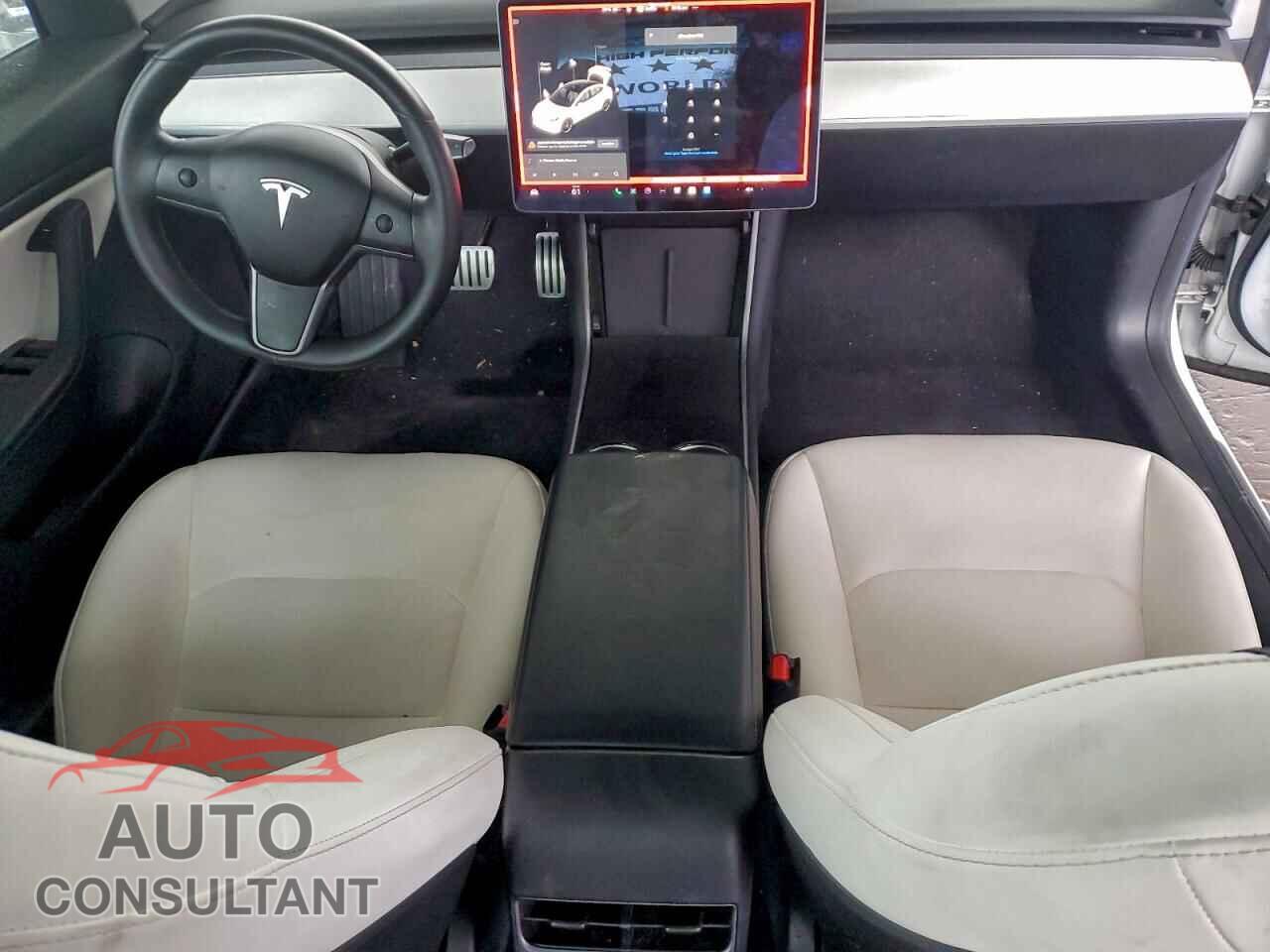 TESLA MODEL 3 2019 - 5YJ3E1EB3KF487309