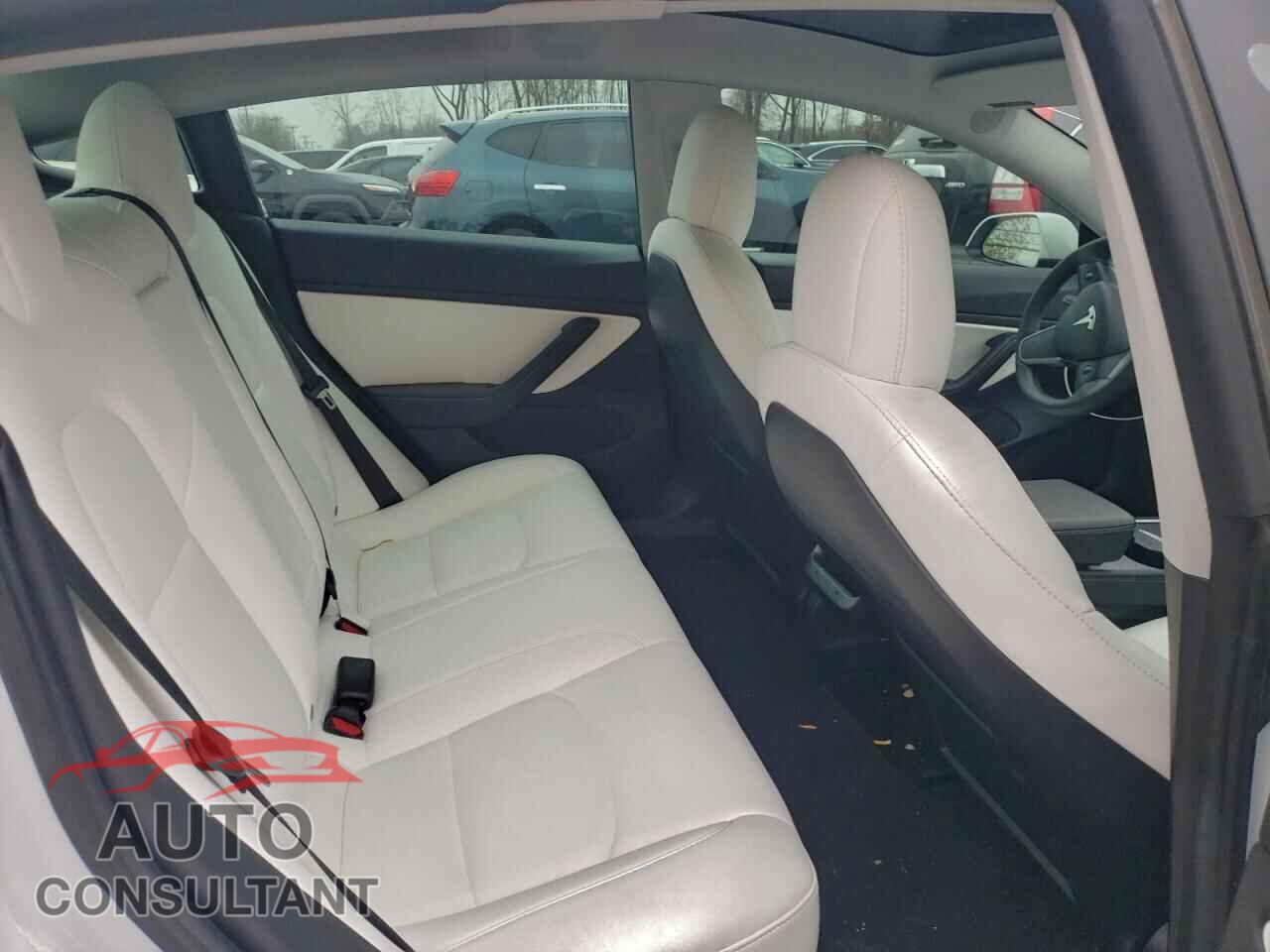 TESLA MODEL 3 2021 - 5YJ3E1EB3MF919206