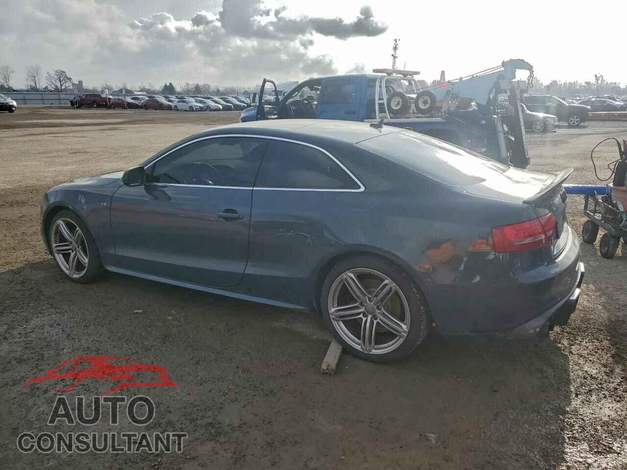 AUDI S5/RS5 2010 - WAUGVBFR6AA002247
