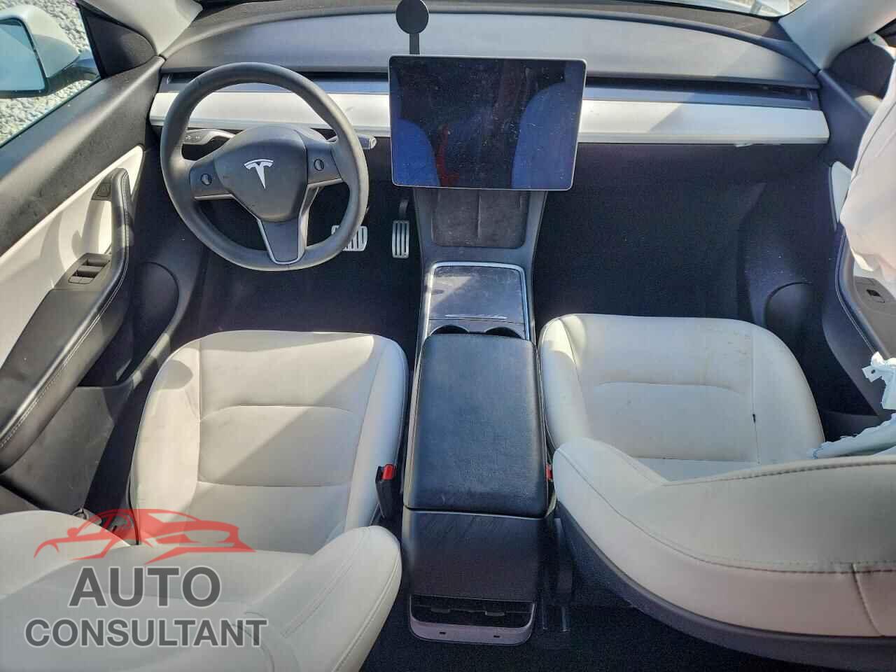 TESLA MODEL Y 2021 - 5YJYGDEF2MF251726