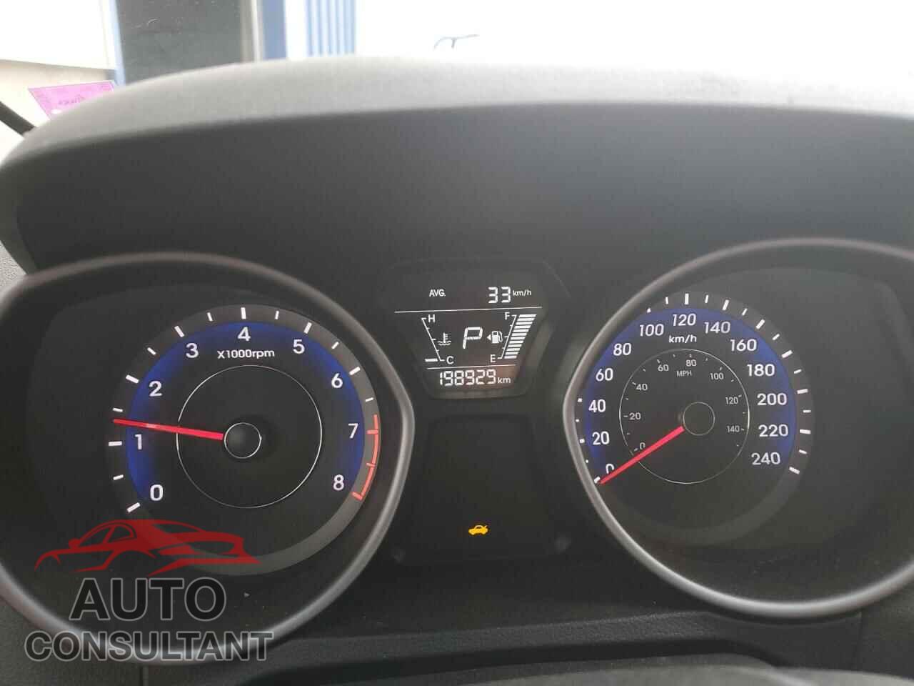 HYUNDAI ELANTRA 2015 - KMHDH4AE6FU242249