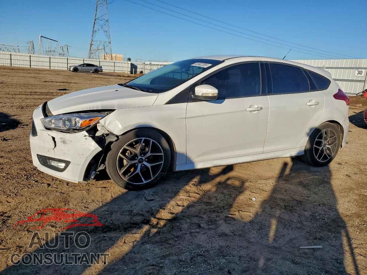 FORD FOCUS 2016 - 1FADP3K23GL362870