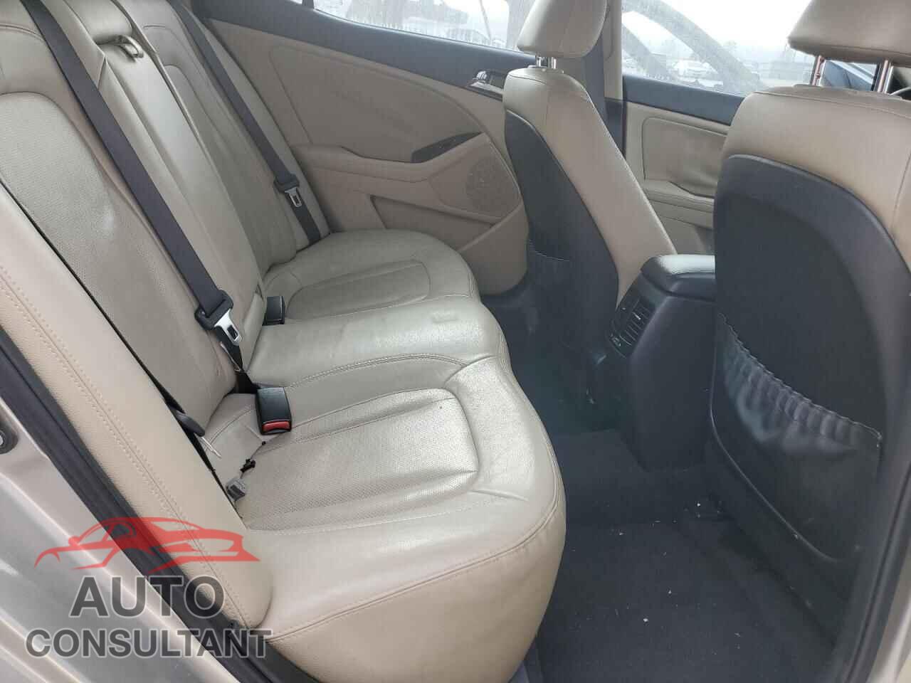 KIA OPTIMA 2011 - KNAGN4A79B5103181