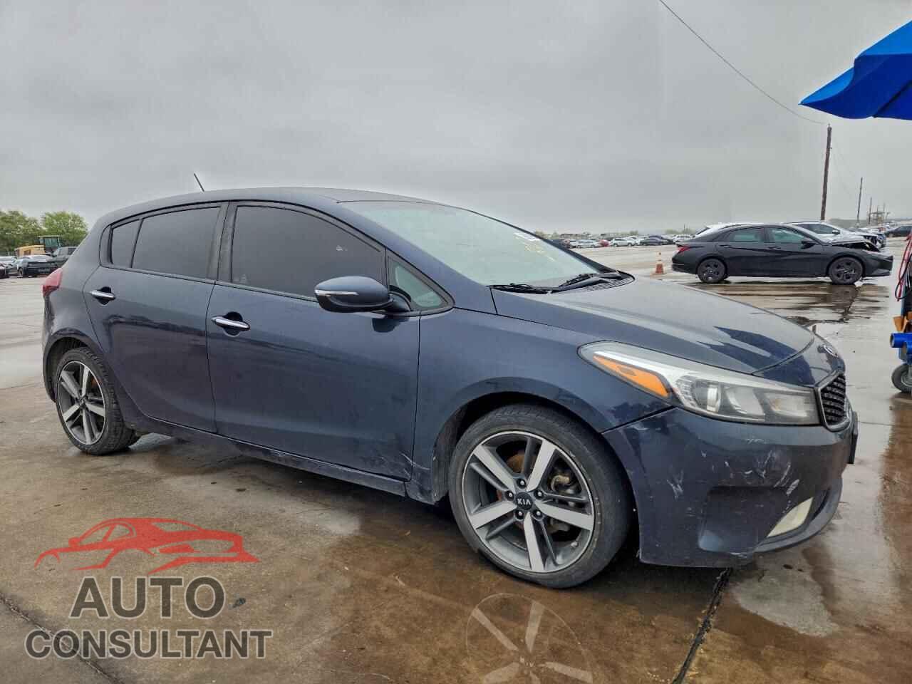 KIA FORTE 2017 - KNAFX5A84H5707380