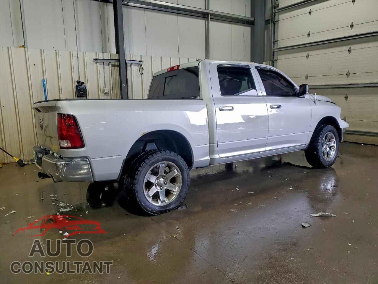 DODGE RAM 1500 2012 - 1C6RD7LTXCS305077