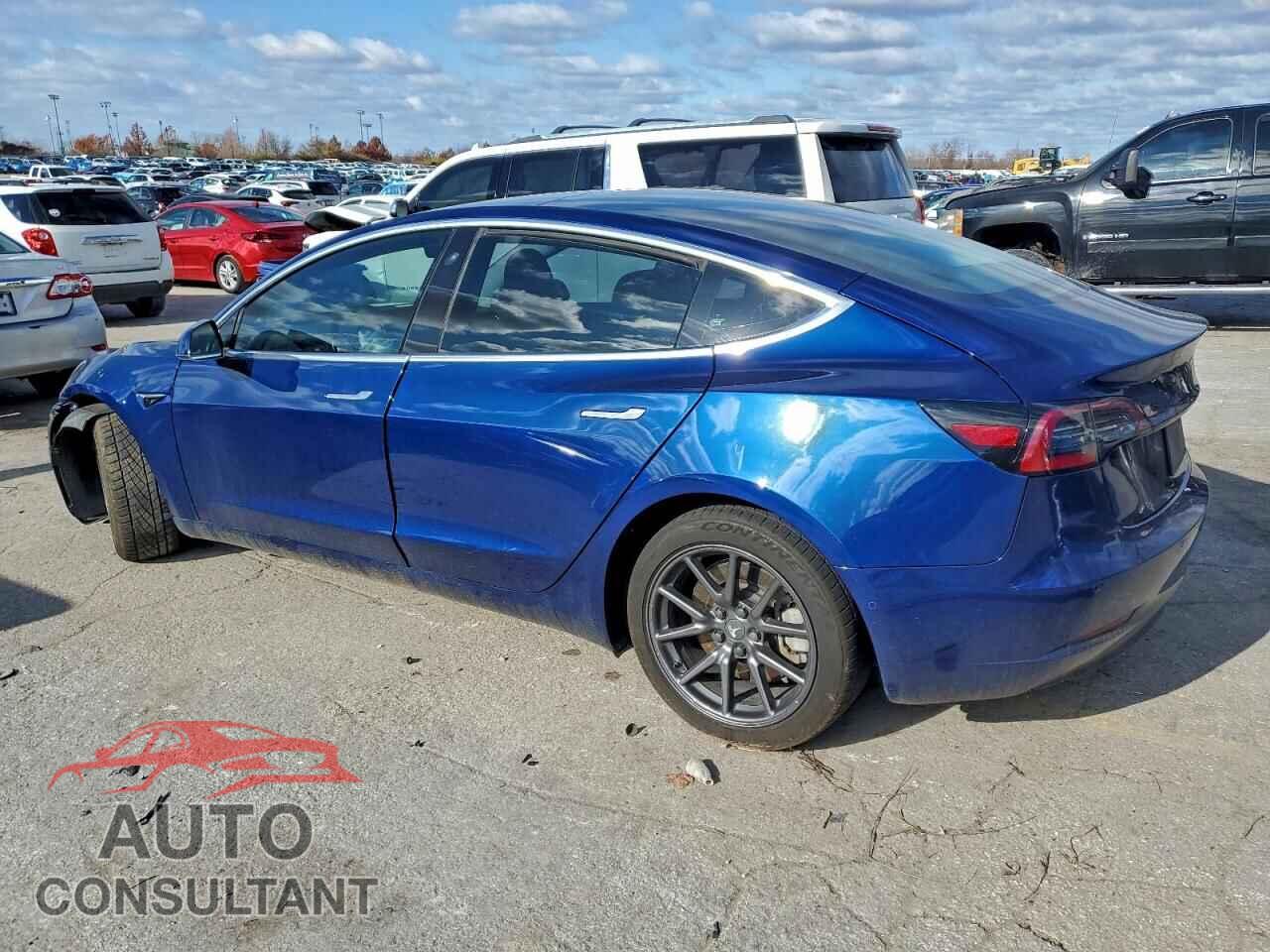 TESLA MODEL 3 2018 - 5YJ3E1EB7JF094489