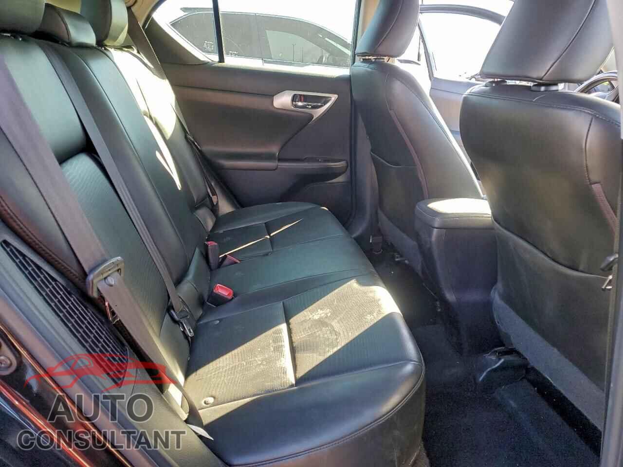 LEXUS CT 200 2011 - JTHKD5BH0B2026598