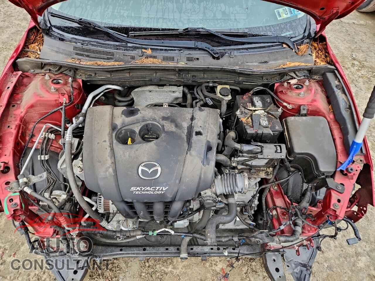 MAZDA 3 2018 - 3MZBN1U72JM161663