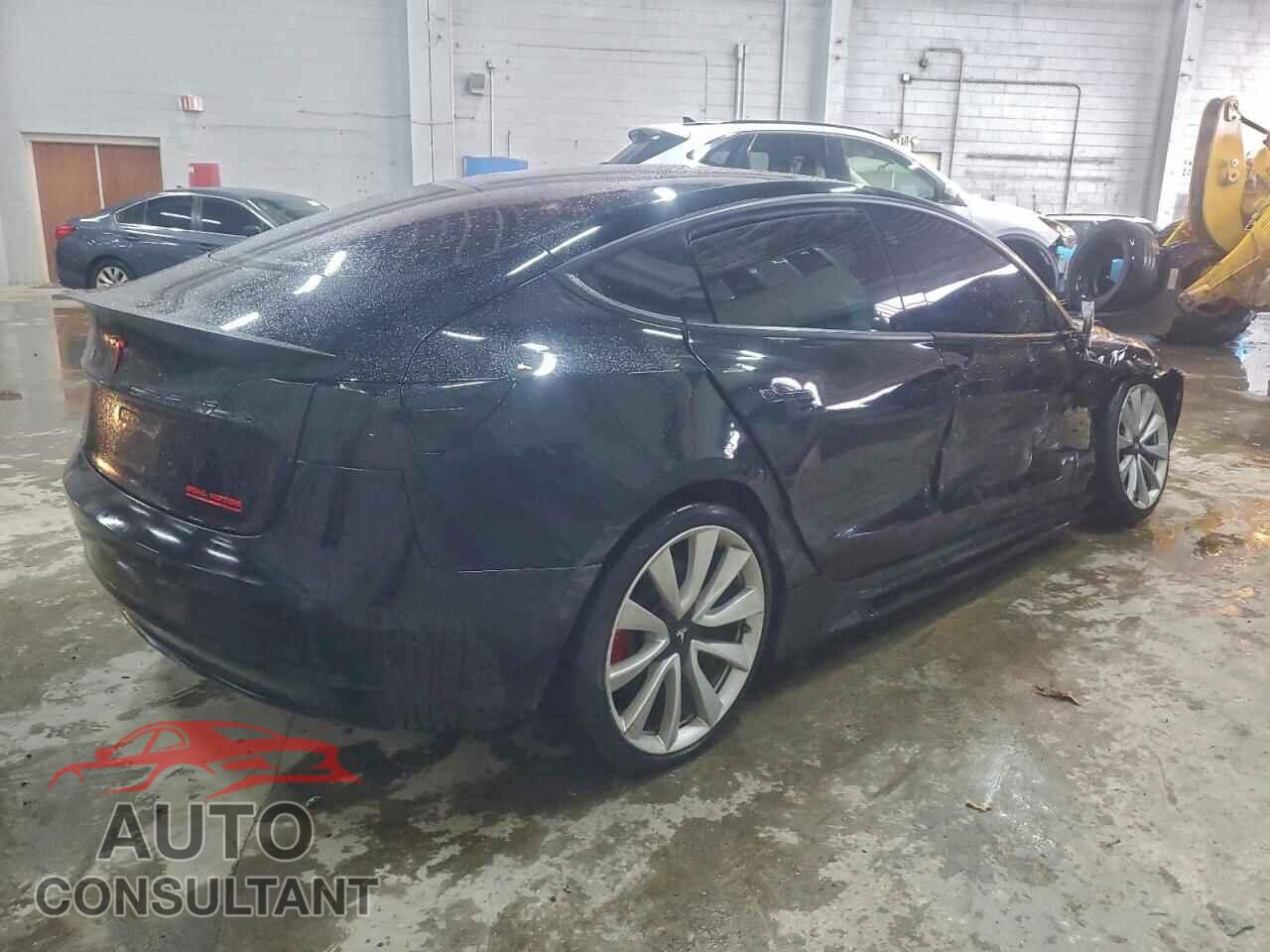 TESLA MODEL 3 2018 - 5YJ3E1EB5JF171036