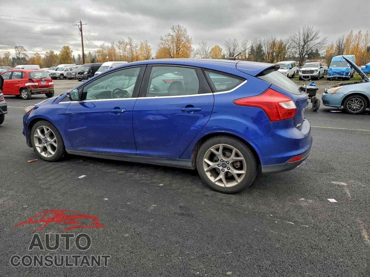 FORD FOCUS 2012 - 1FAHP3N22CL477886