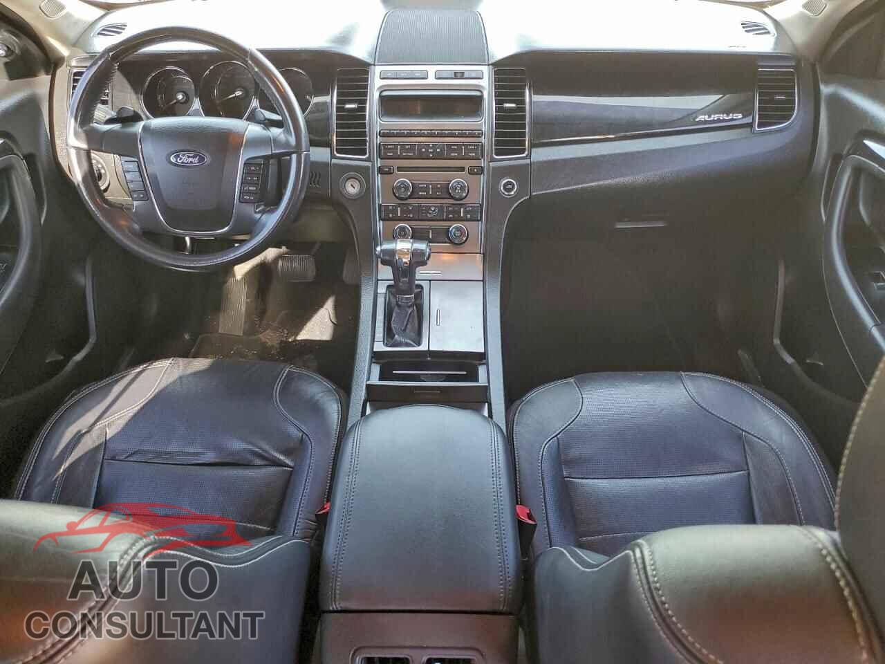 FORD TAURUS 2011 - 1FAHP2FW2BG107556