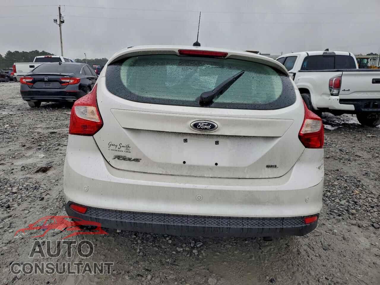 FORD FOCUS 2012 - 1FAHP3M27CL265793
