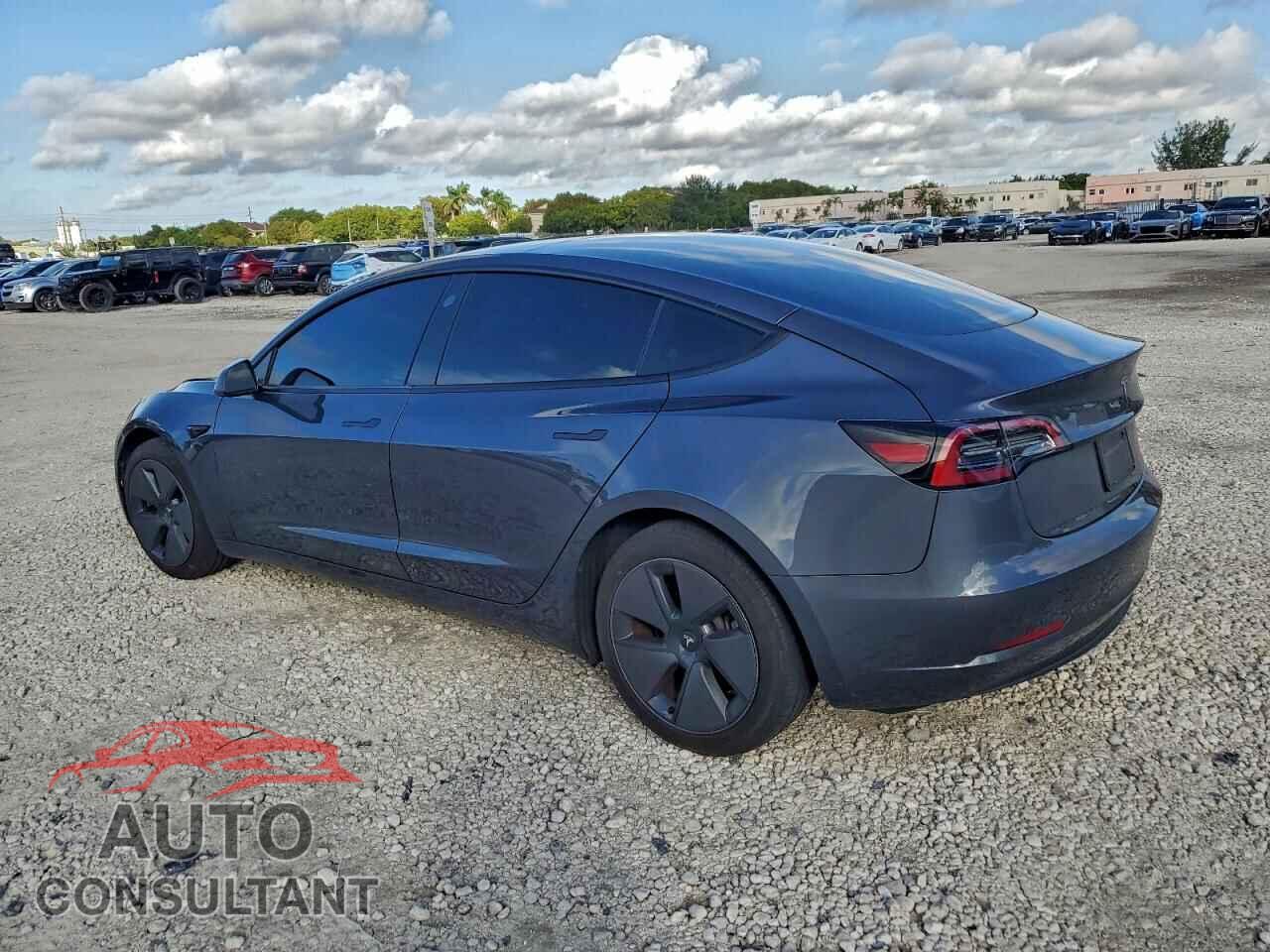 TESLA MODEL 3 2023 - 5YJ3E1EAXPF668678