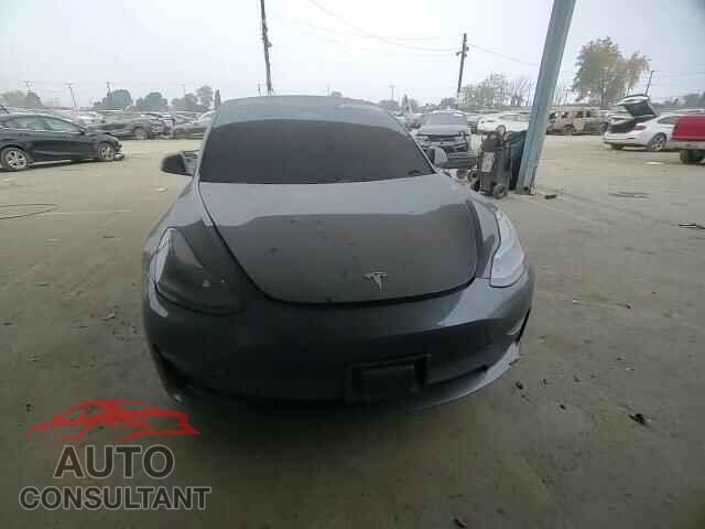 TESLA MODEL 3 2021 - 5YJ3E1EA1MF051620