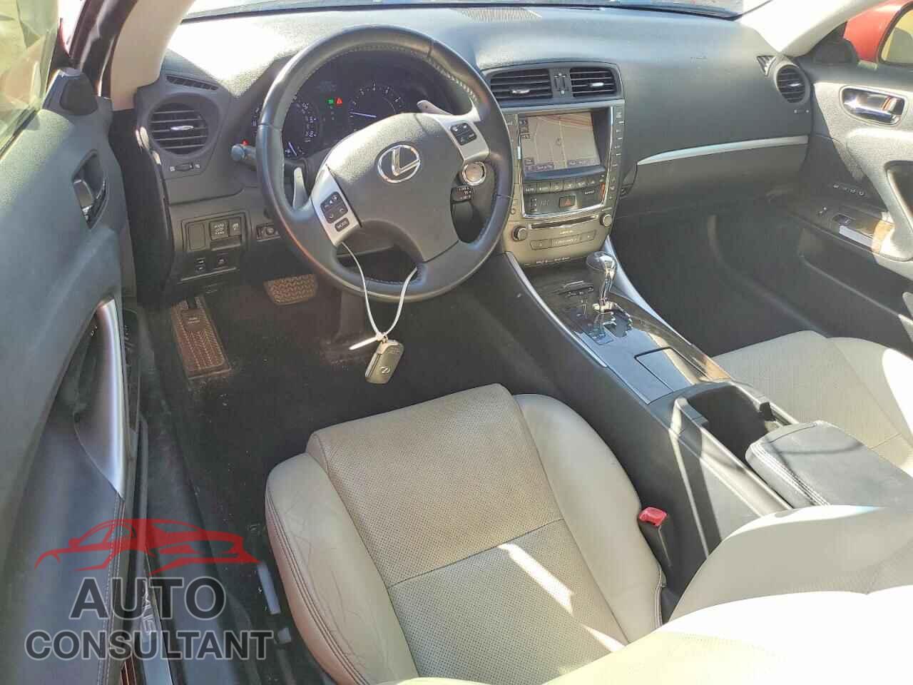 LEXUS IS 2015 - JTHFF2C26F2532298