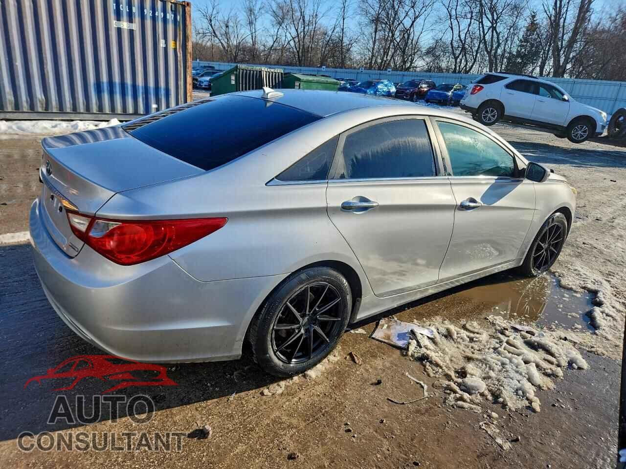 HYUNDAI SONATA 2013 - 5NPEC4AC8DH558152
