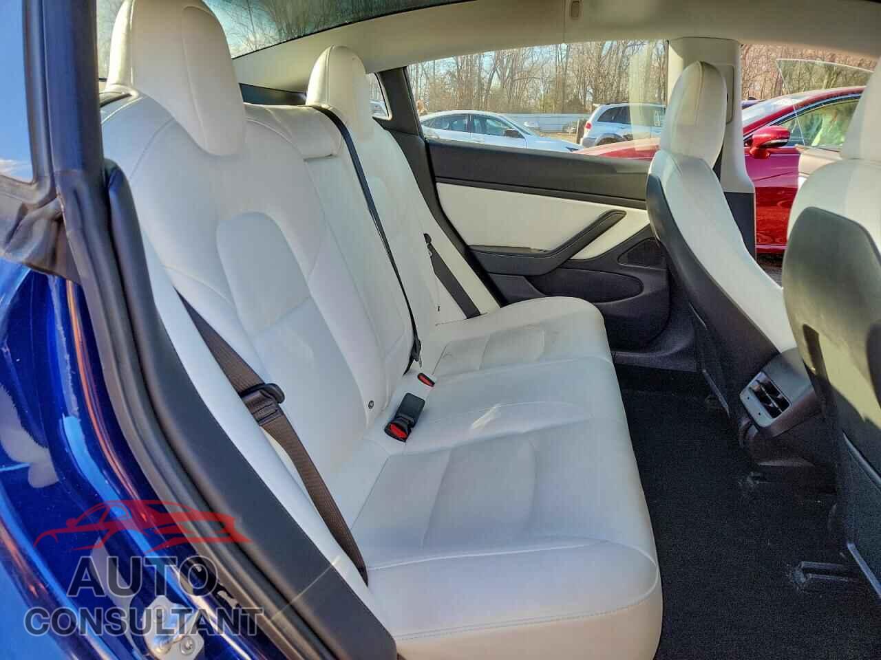 TESLA MODEL 3 2018 - 5YJ3E1EB3JF086132
