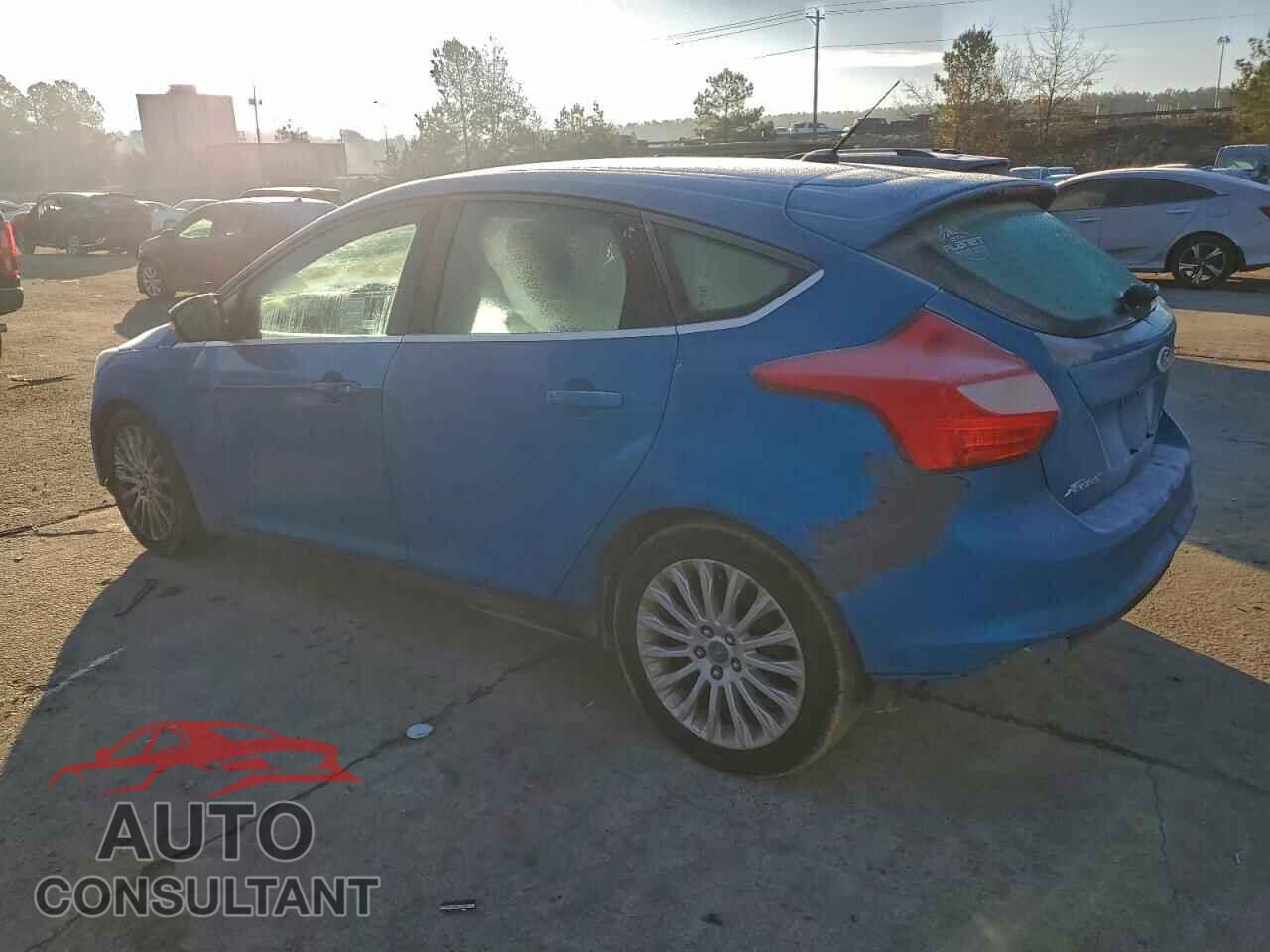 FORD FOCUS 2012 - 1FAHP3N24CL345485