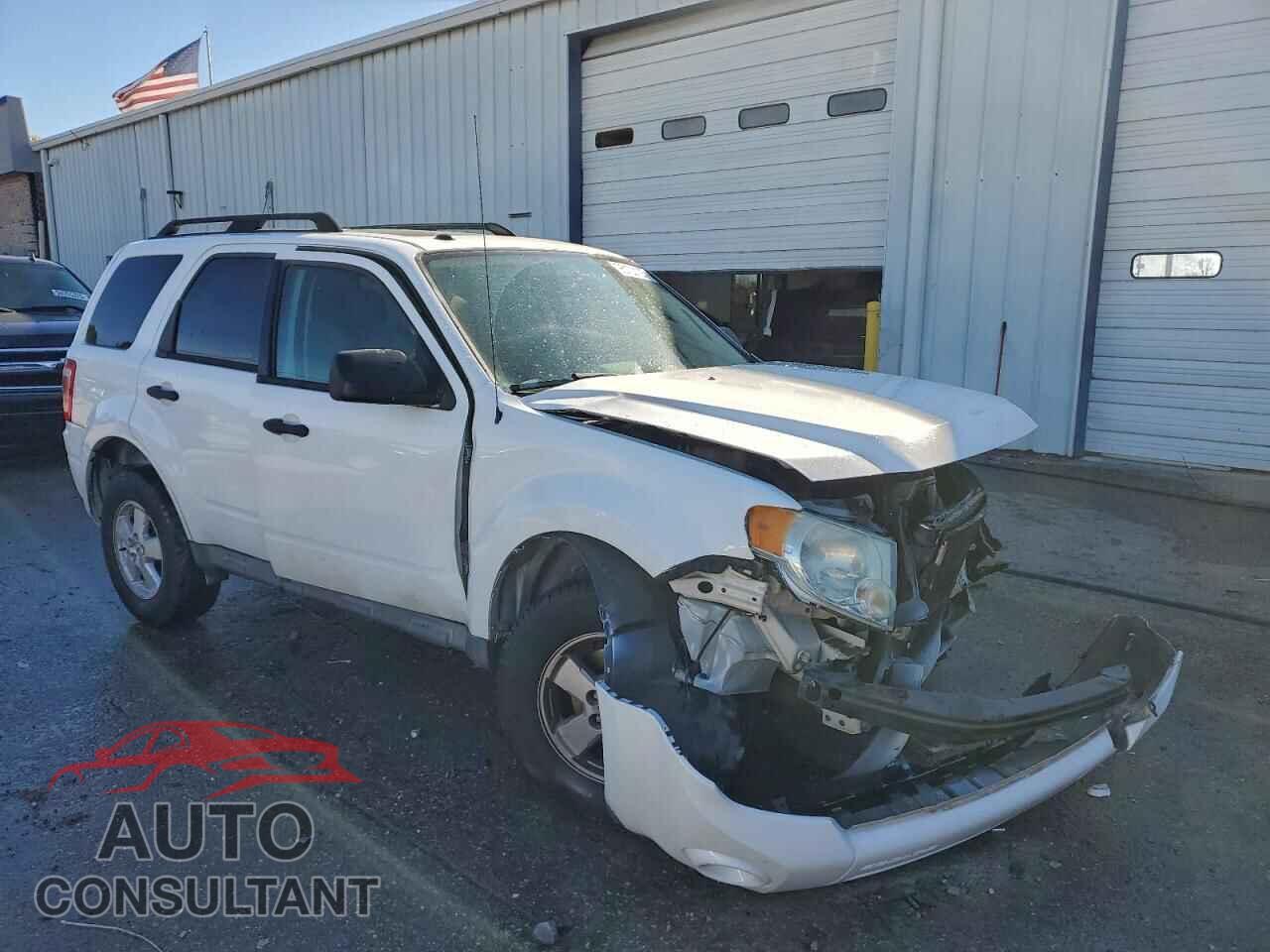 FORD ESCAPE 2011 - 1FMCU0D76BKA25870