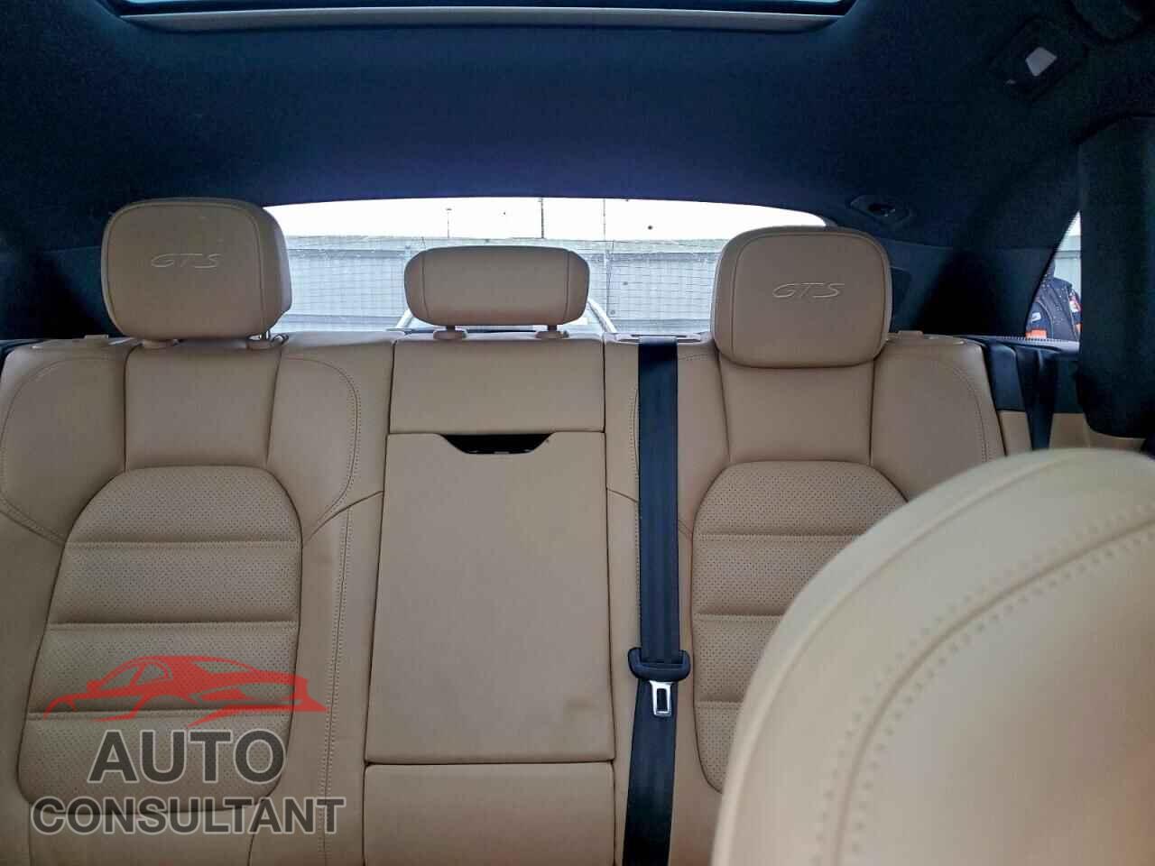 PORSCHE MACAN 2017 - WP1AG2A59HLB55452