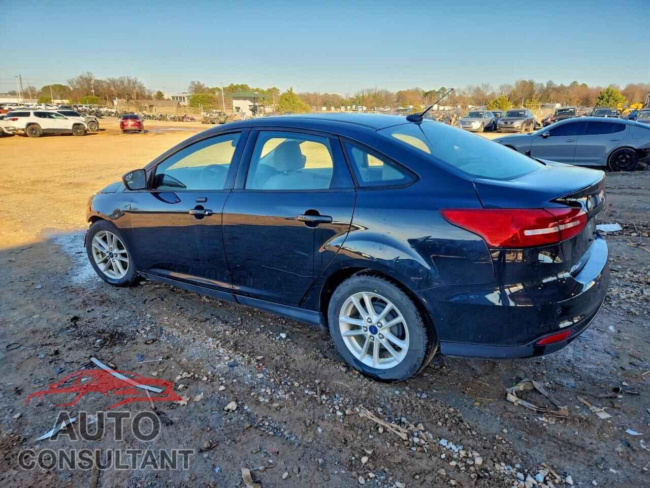 FORD FOCUS 2015 - 1FADP3F24FL209309