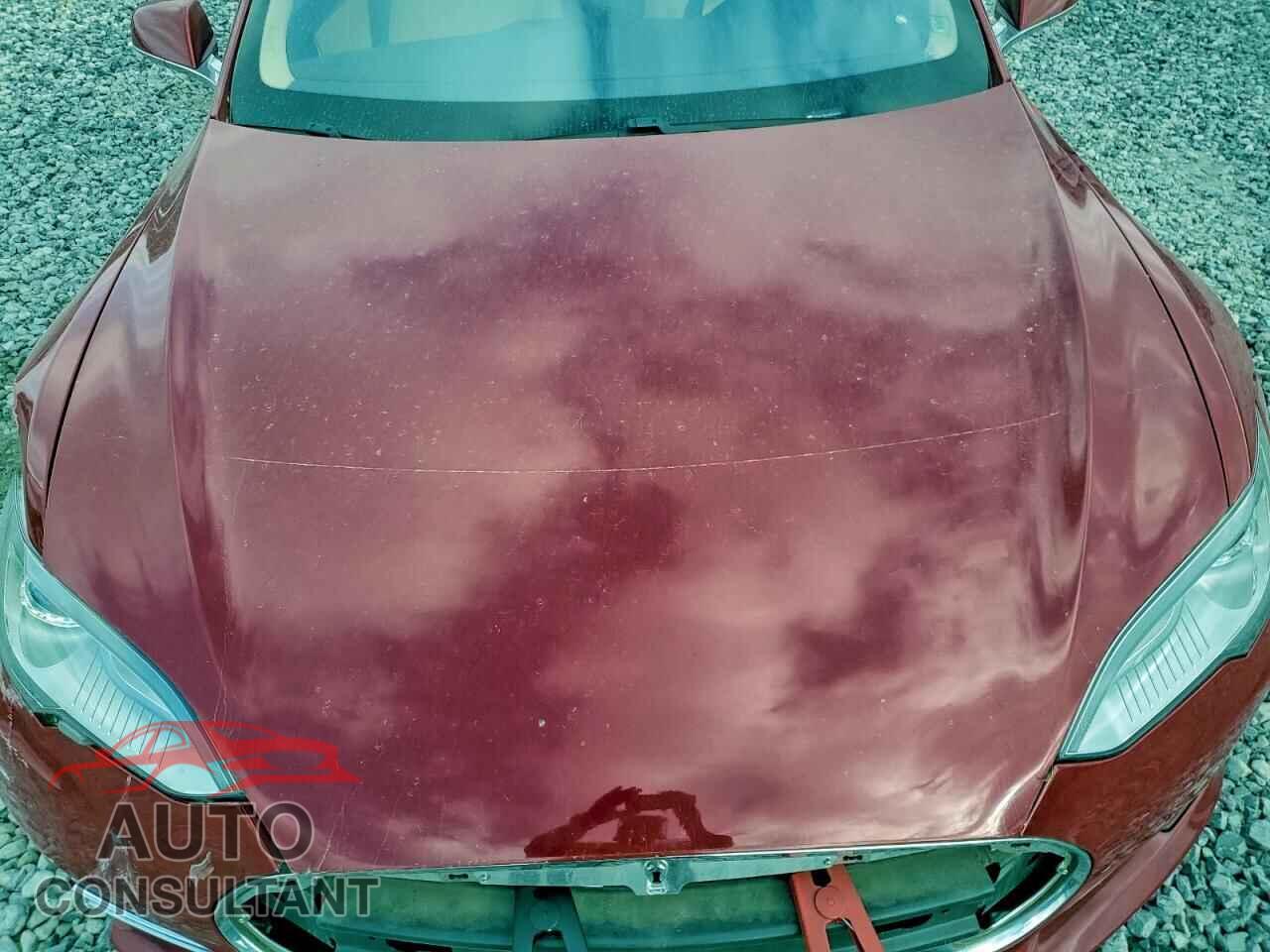 TESLA MODEL S 2013 - 5YJSA1DNXDFP09334