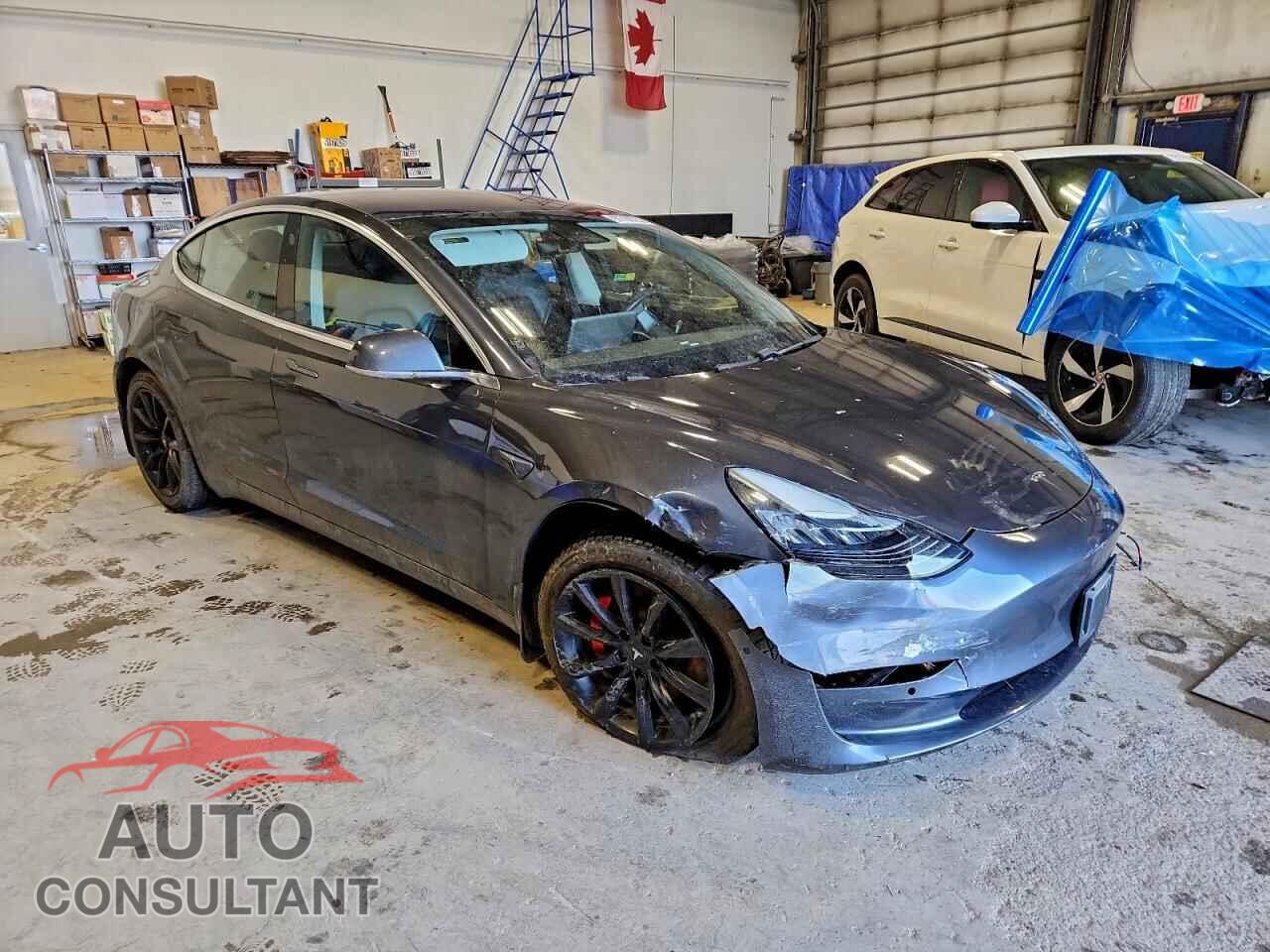 TESLA MODEL 3 2018 - 5YJ3E1EB2JF107794
