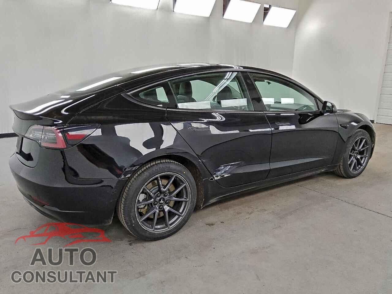 TESLA MODEL 3 2022 - 5YJ3E1EA4NF288006