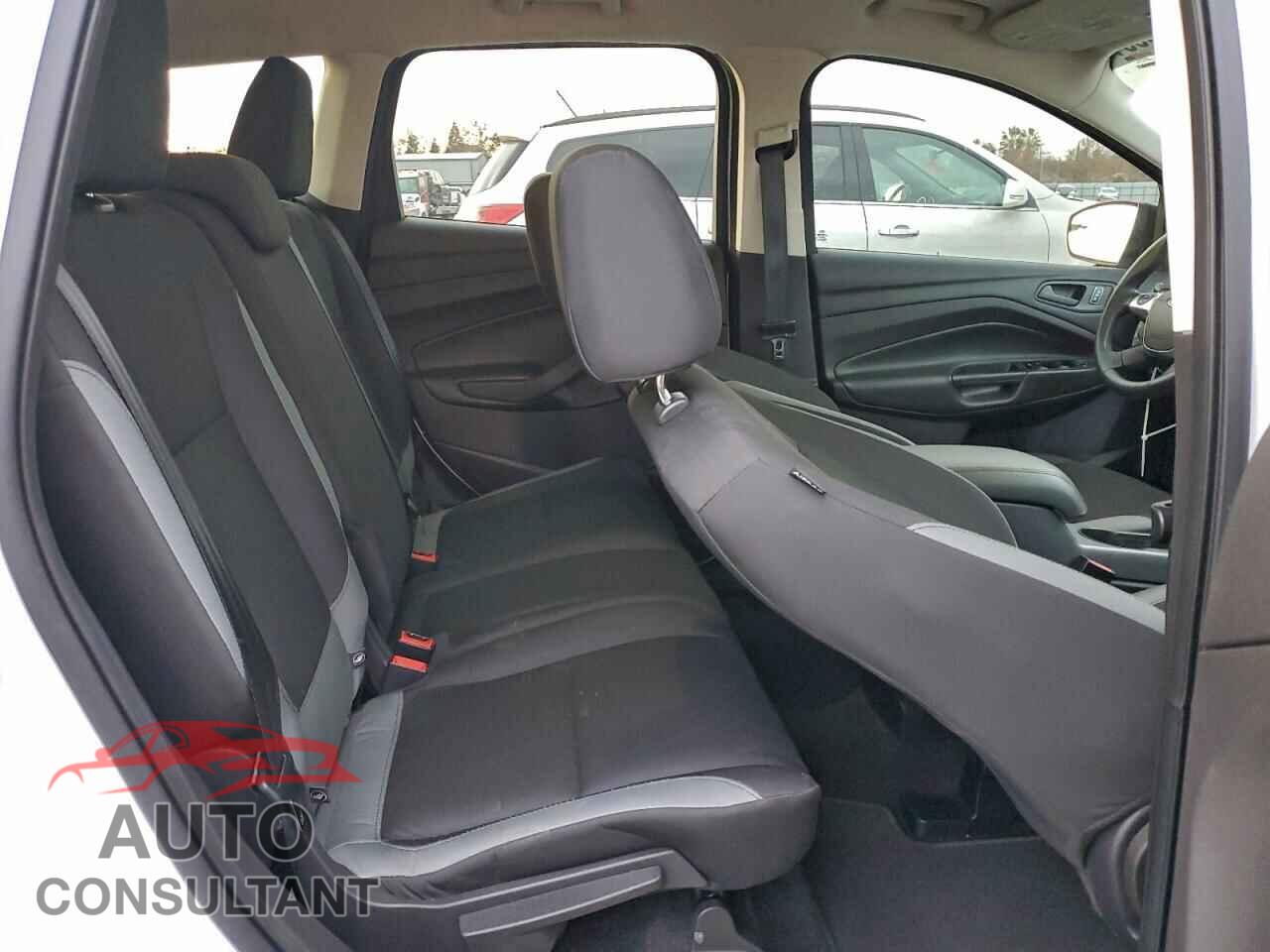 FORD ESCAPE 2015 - 1FMCU0F74FUB20113