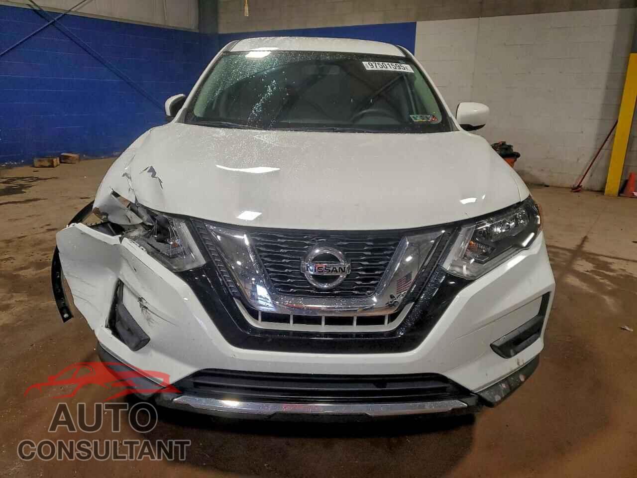 NISSAN ROGUE 2017 - KNMAT2MVXHP502336