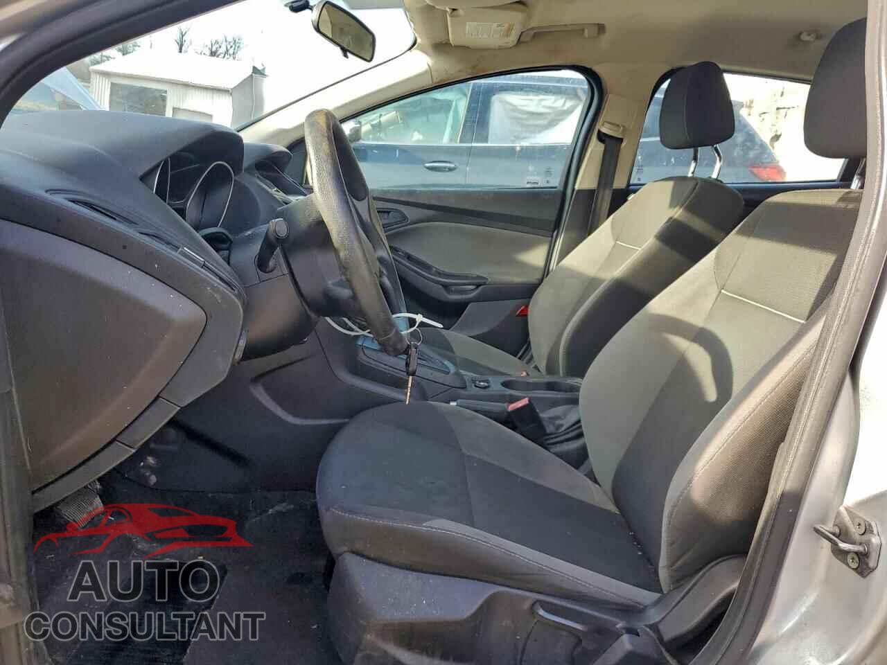 FORD FOCUS 2013 - 1FADP3E2XDL208812