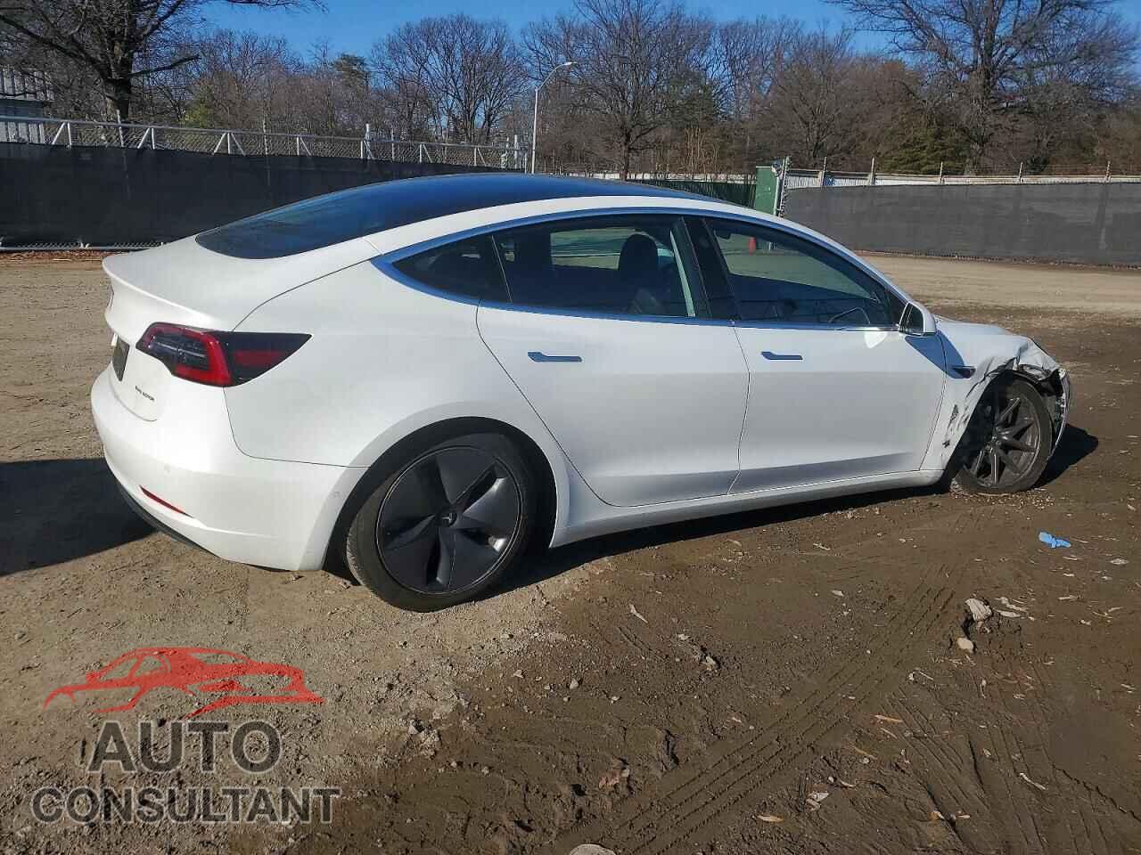 TESLA MODEL 3 2019 - 5YJ3E1EB7KF452899
