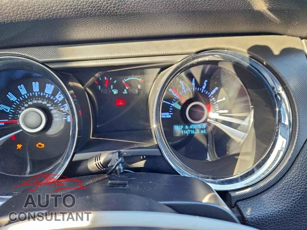 FORD MUSTANG 2013 - 1ZVBP8CF1D5276812