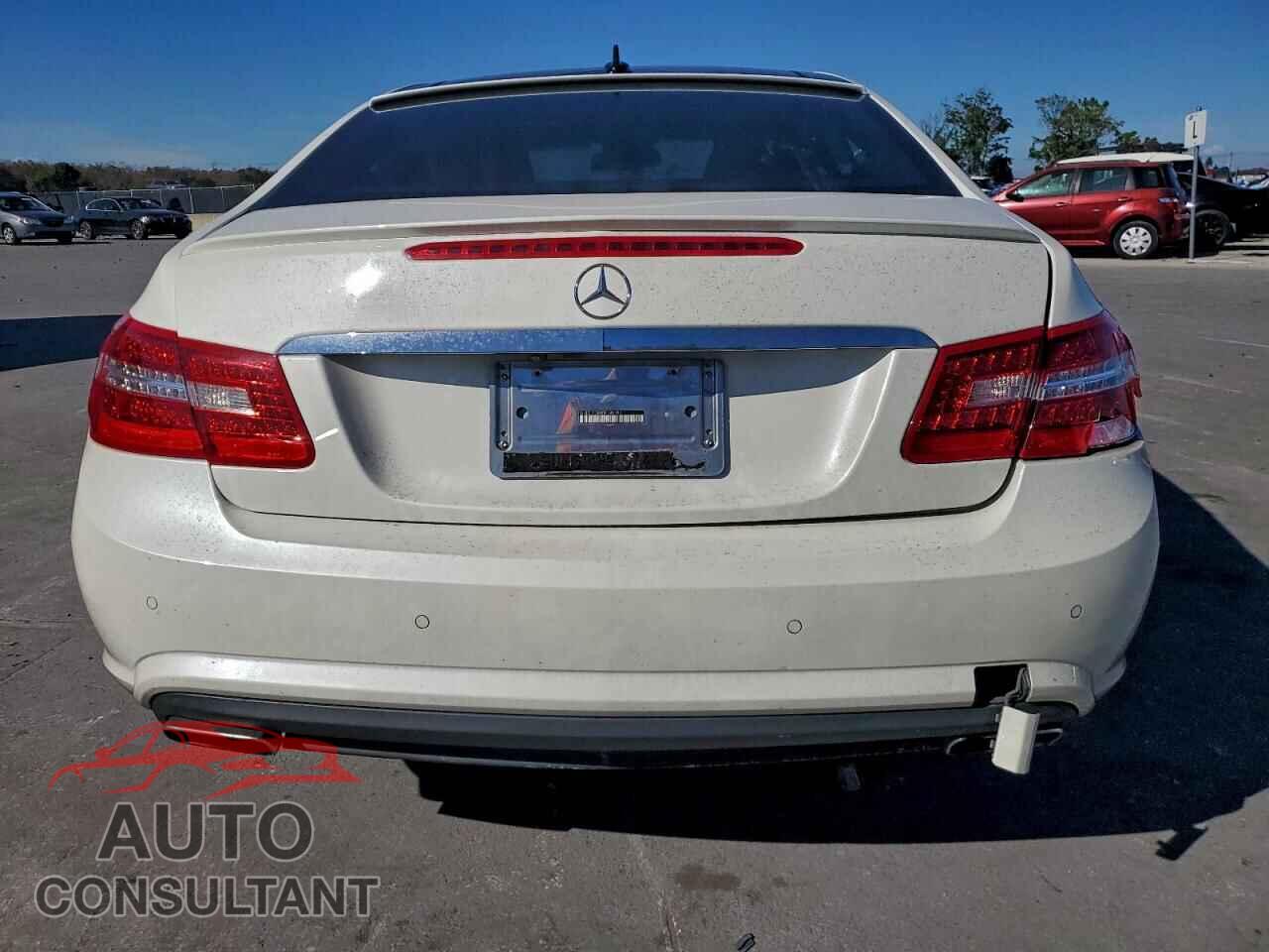 MERCEDES-BENZ E-CLASS 2013 - WDDKJ7DB0DF184181