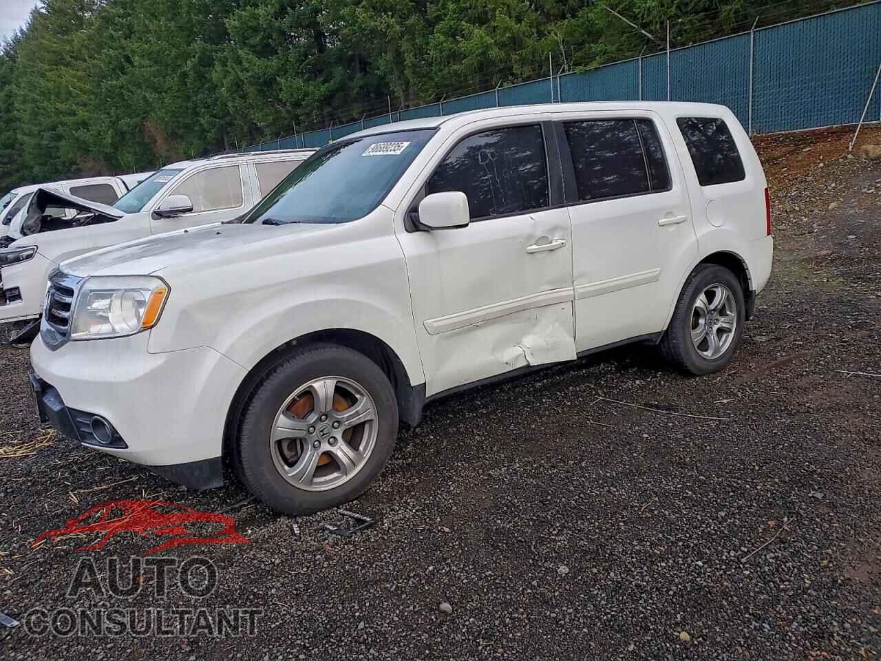 HONDA PILOT 2013 - 5FNYF4H59DB009909
