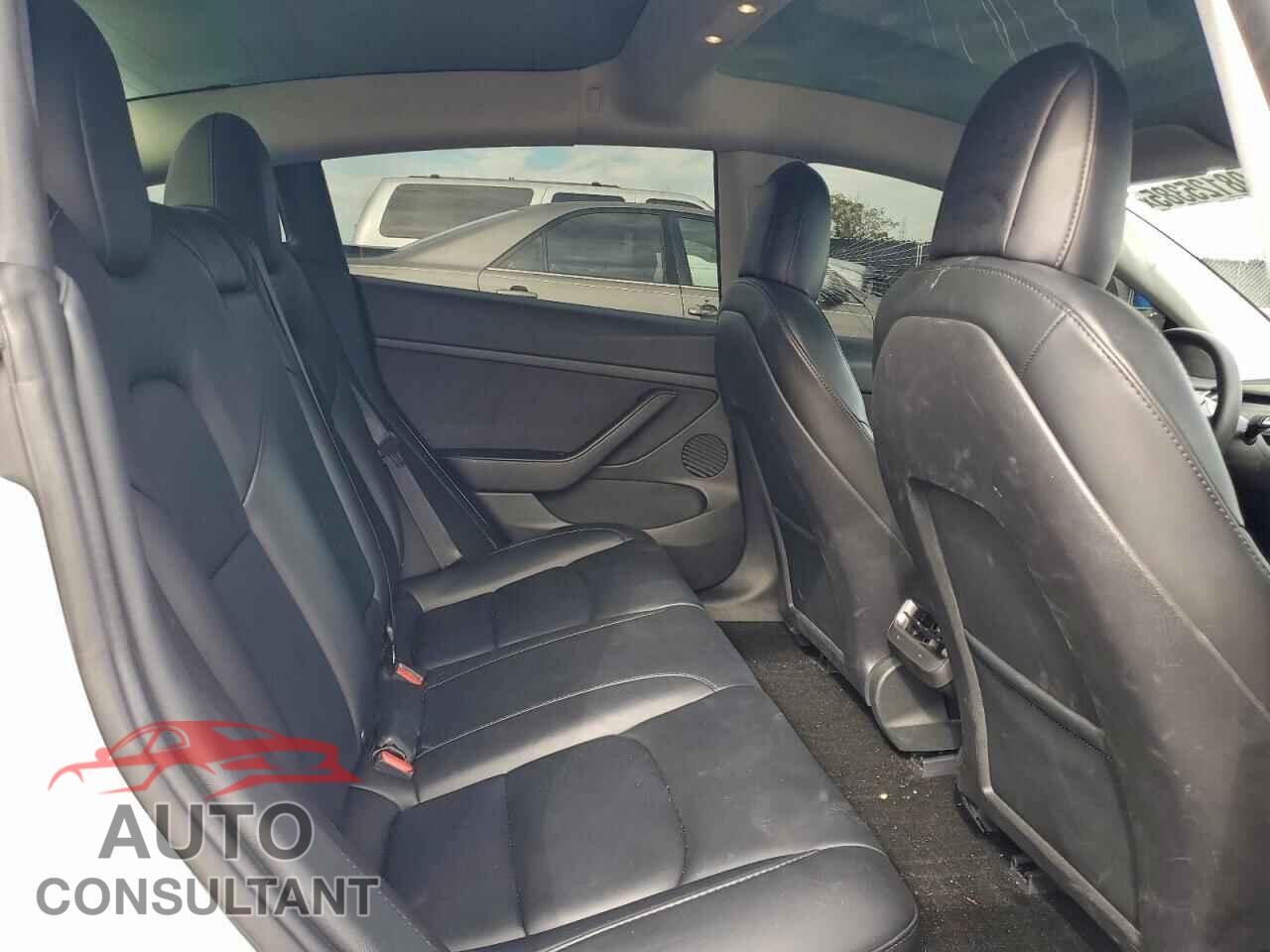TESLA MODEL 3 2021 - 5YJ3E1EA9MF099513