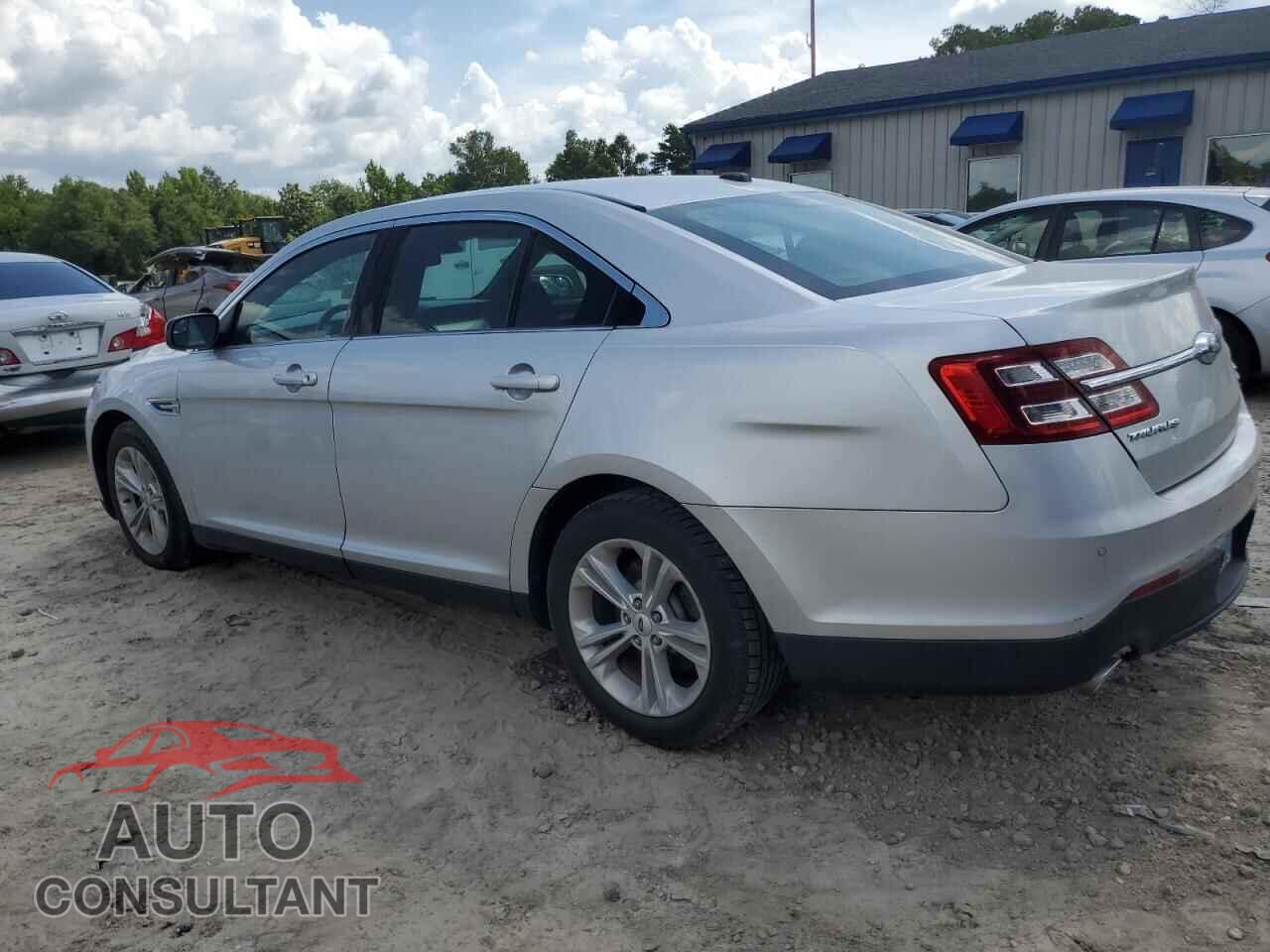FORD TAURUS 2016 - 1FAHP2E80GG124611