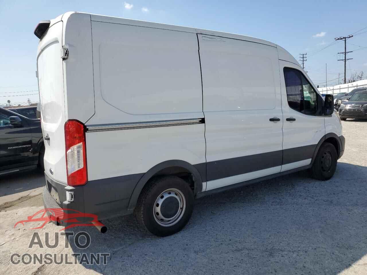 FORD TRANSIT 2020 - 1FTYE1C82LKA81765
