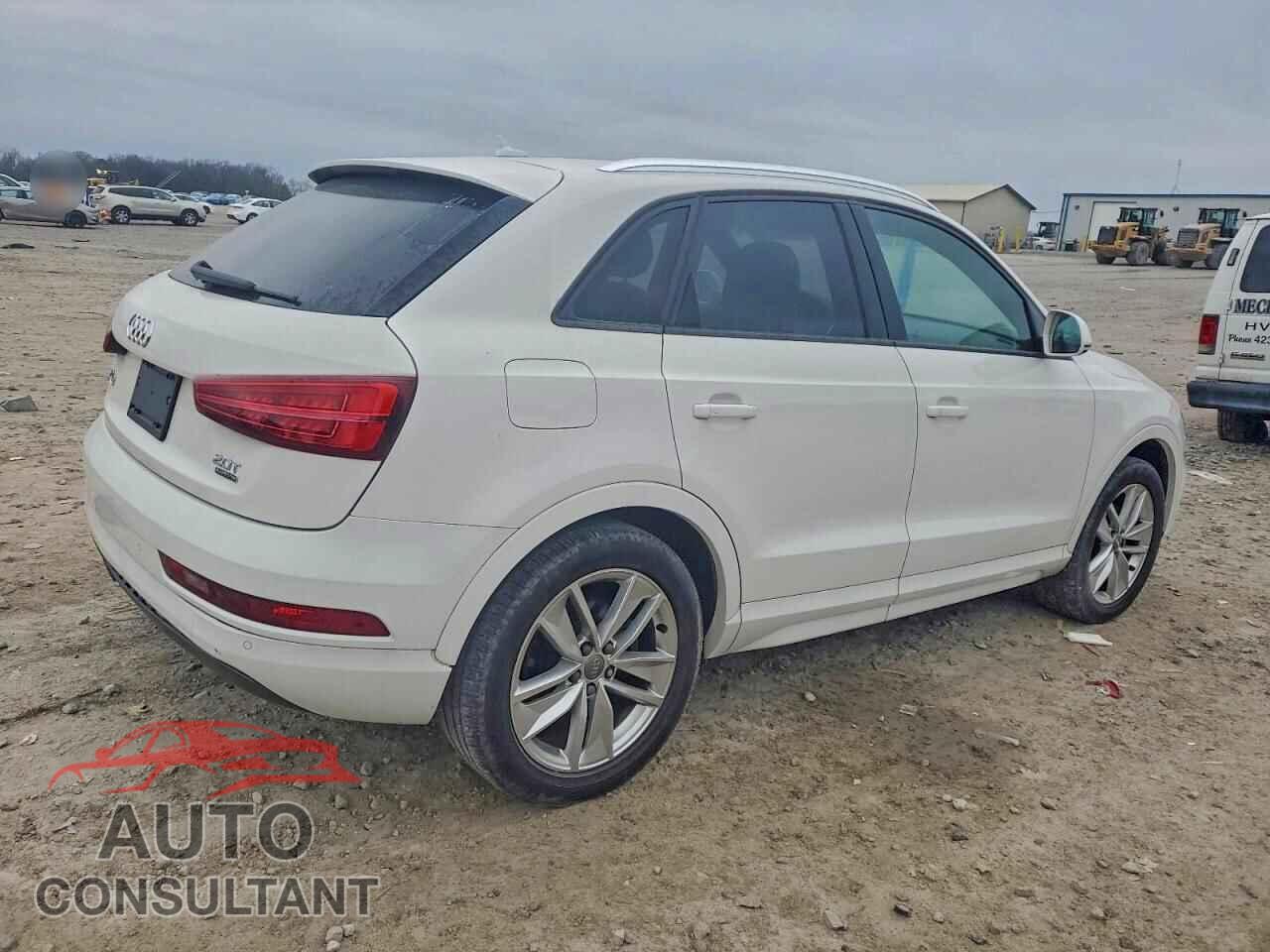 AUDI Q3 2017 - WA1ECCFS0HR006809