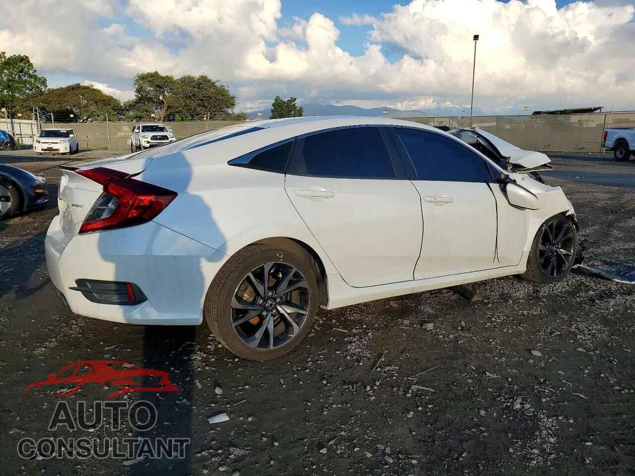 HONDA CIVIC 2019 - 2HGFC2F83KH526214
