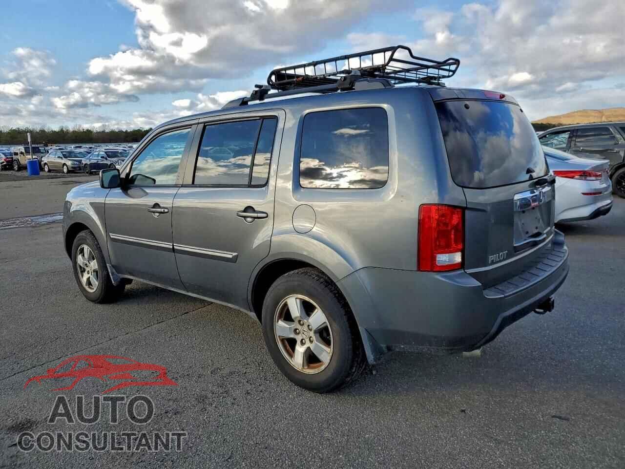 HONDA PILOT 2011 - 5FNYF4H71BB059573