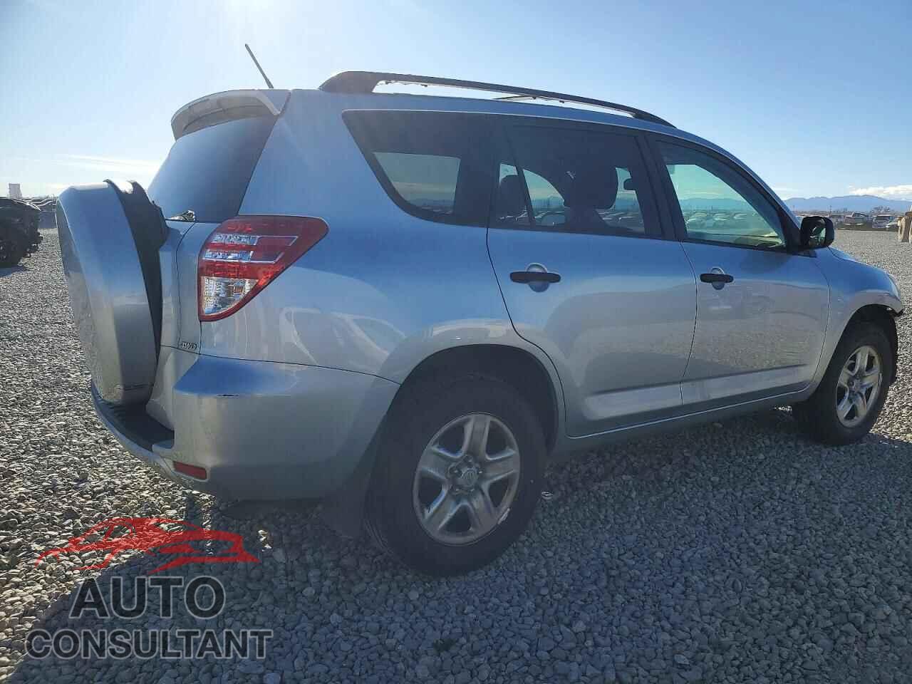 TOYOTA RAV4 2011 - JTMBF4DVXBD042210