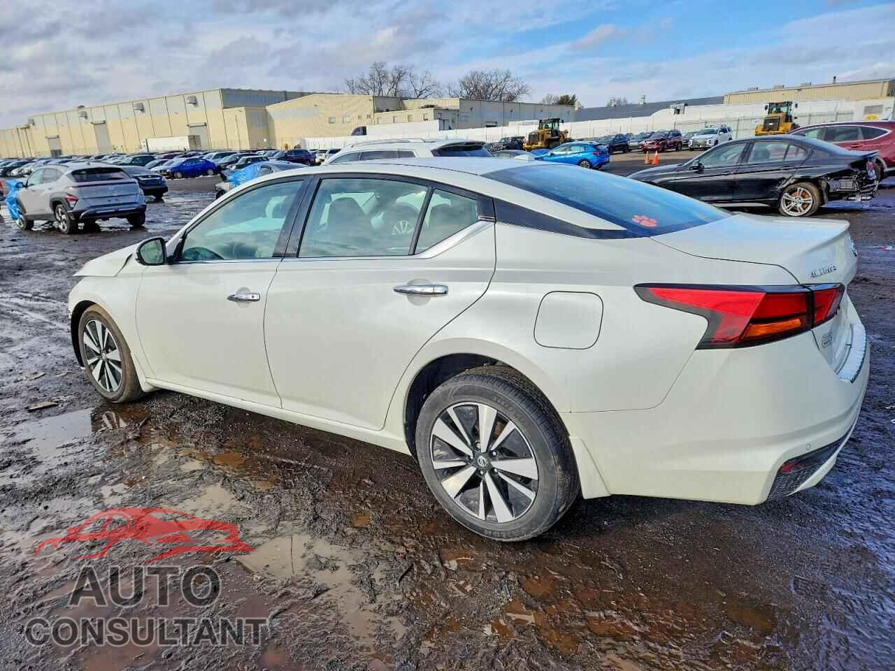 NISSAN ALTIMA 2019 - 1N4BL4DW0KC190332