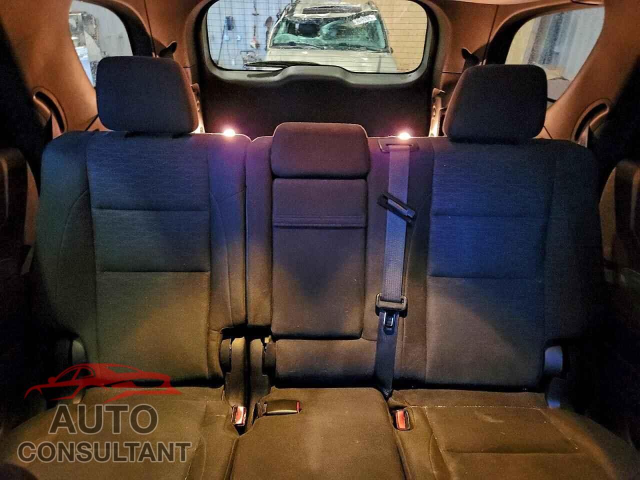 DODGE DURANGO 2018 - 1C4RDJAG3JC394834