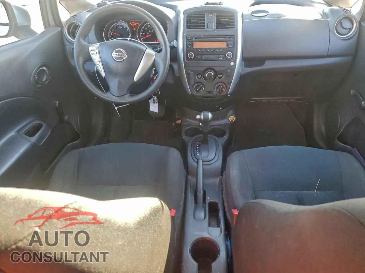 NISSAN VERSA 2017 - 3N1CE2CP2HL378714