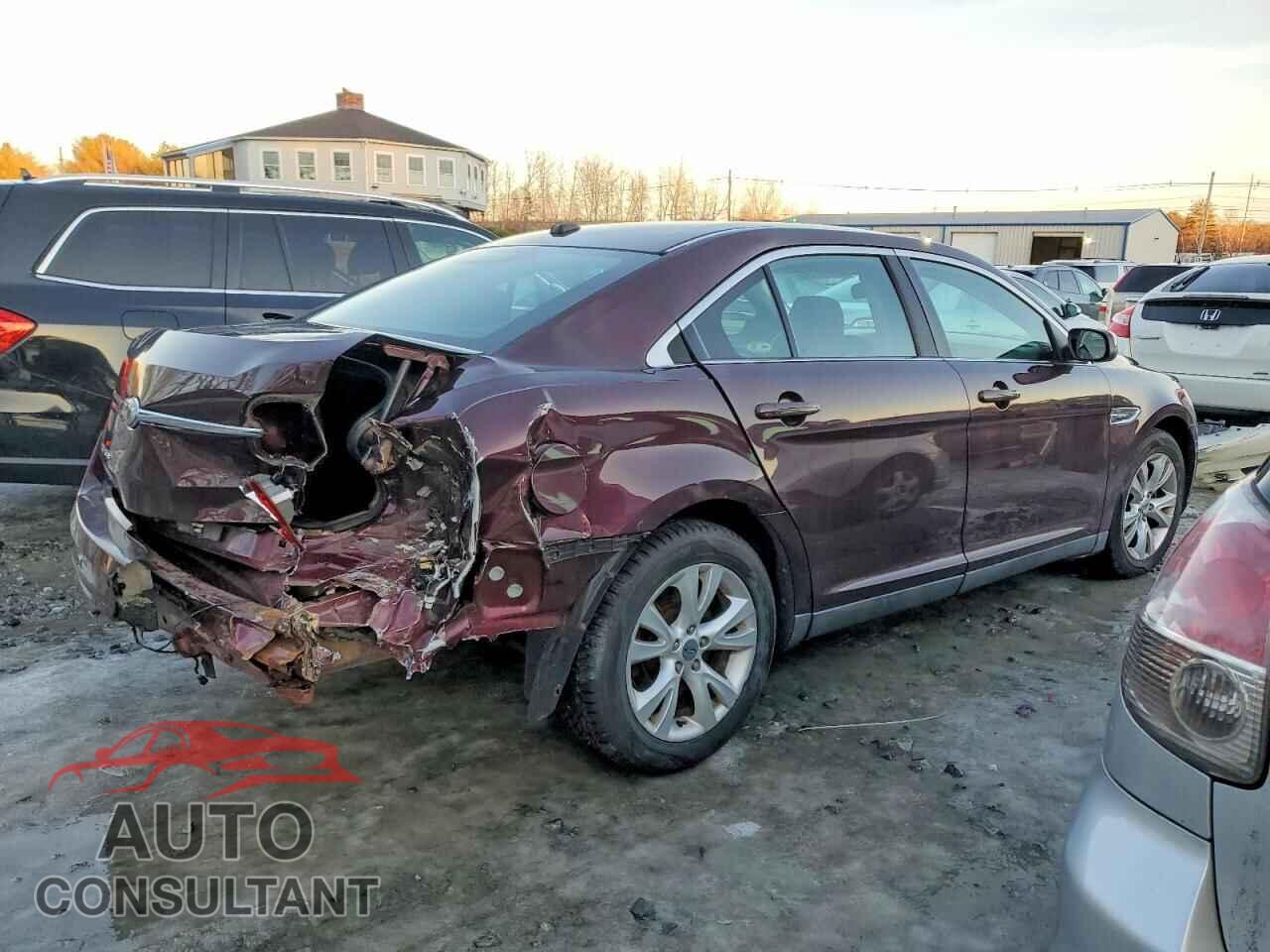 FORD TAURUS 2011 - 1FAHP2EW2BG110281