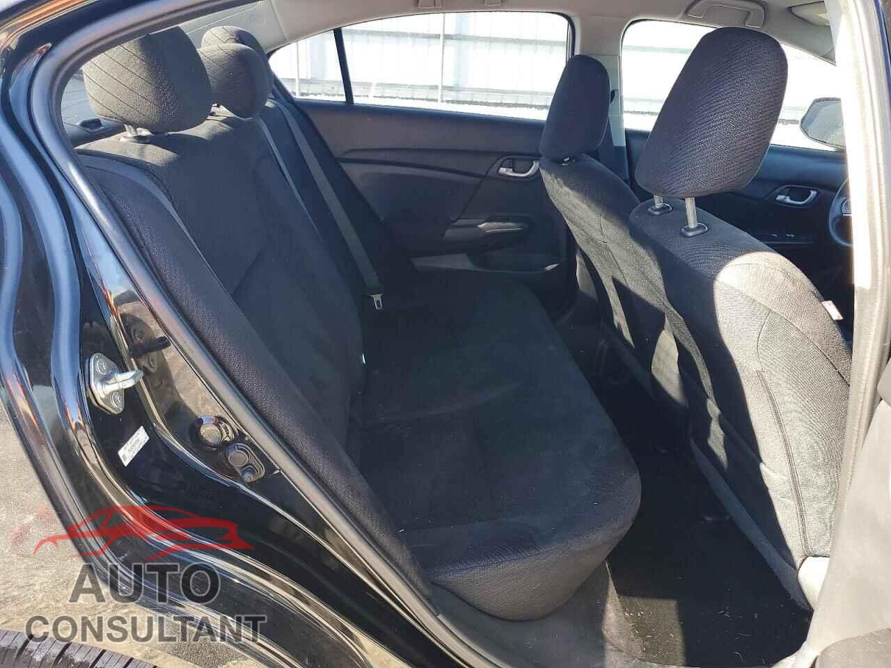 HONDA CIVIC 2013 - 2HGFB2F58DH573847