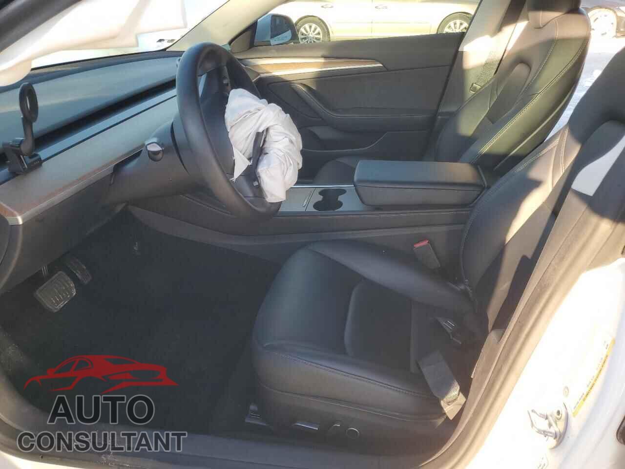 TESLA MODEL 3 2022 - 5YJ3E1EA3NF329032