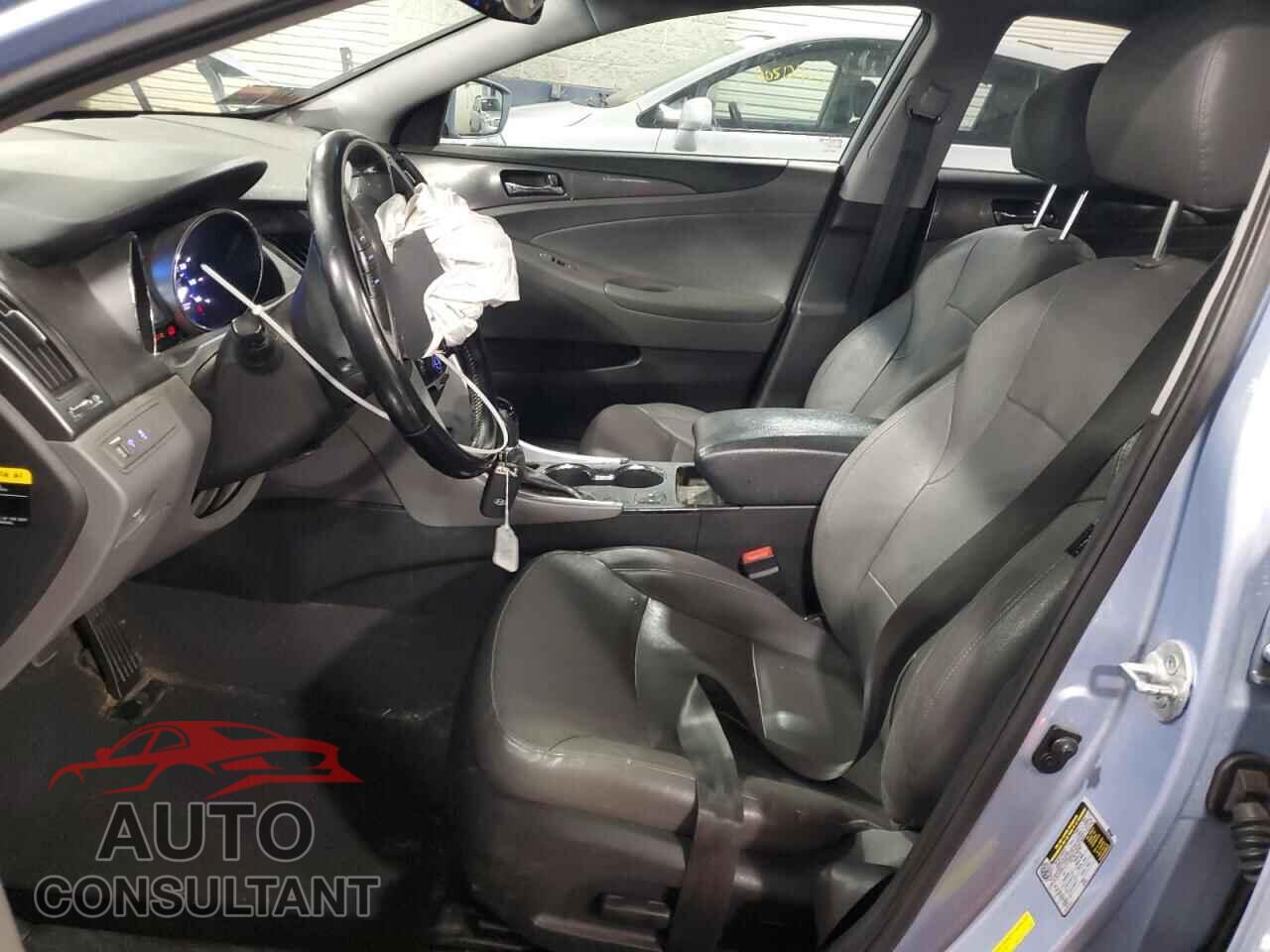 HYUNDAI SONATA 2014 - KMHEC4A43EA106865